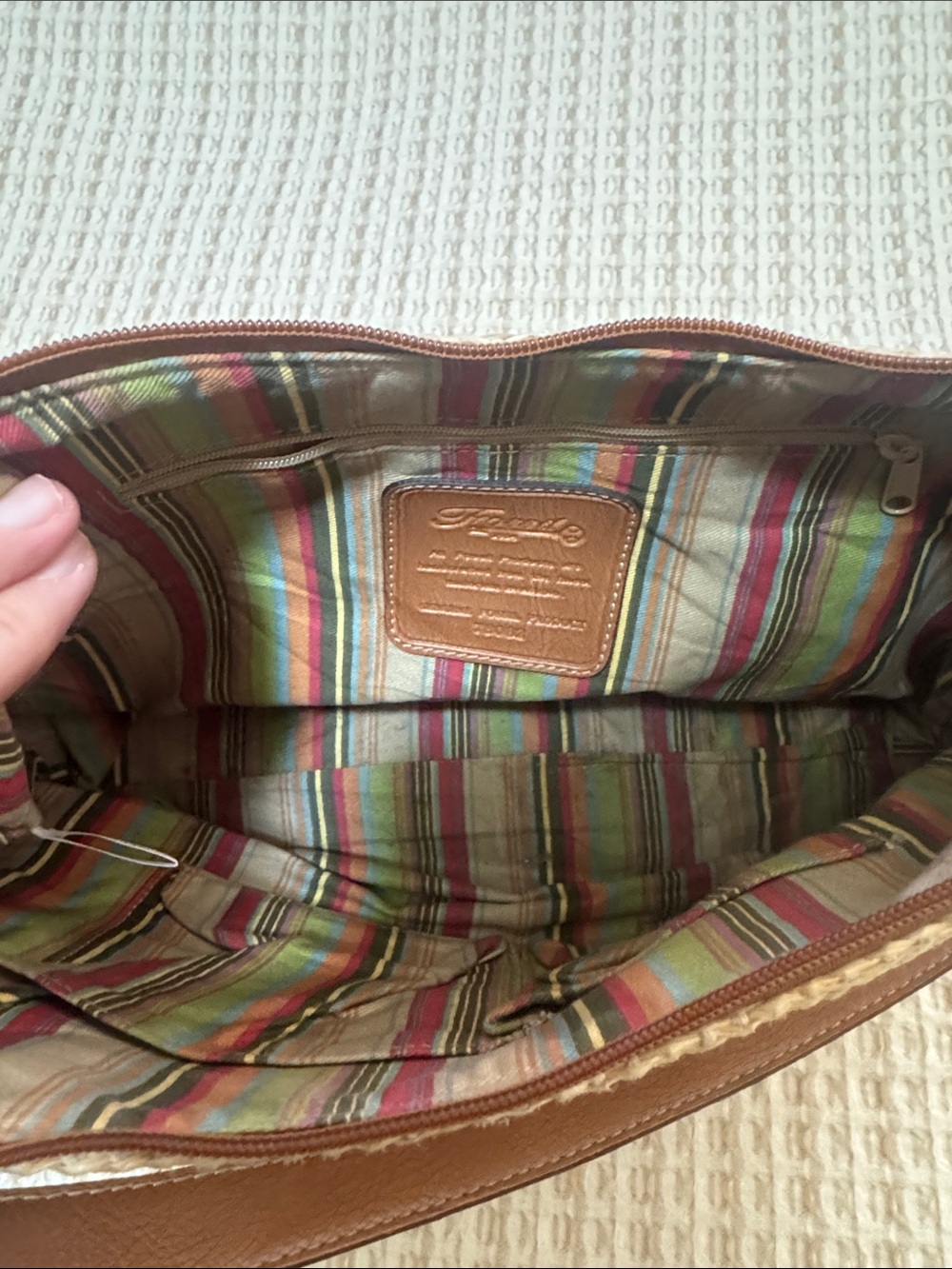 Woven Straw Shoulder Bag with Embroidered Floral Accents - Natural - Picture 5 of 5